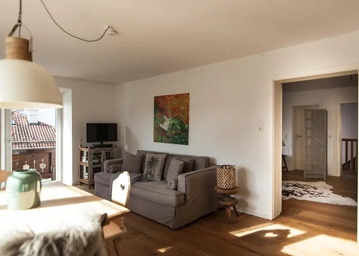 Modern-Bayrisches Apartment Mit Seeblick