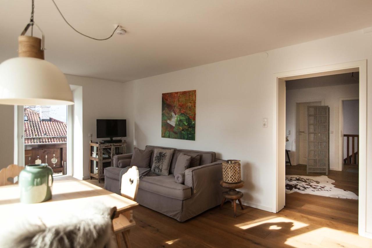 Modern-bayrisches Mit Seeblick Tegernsee